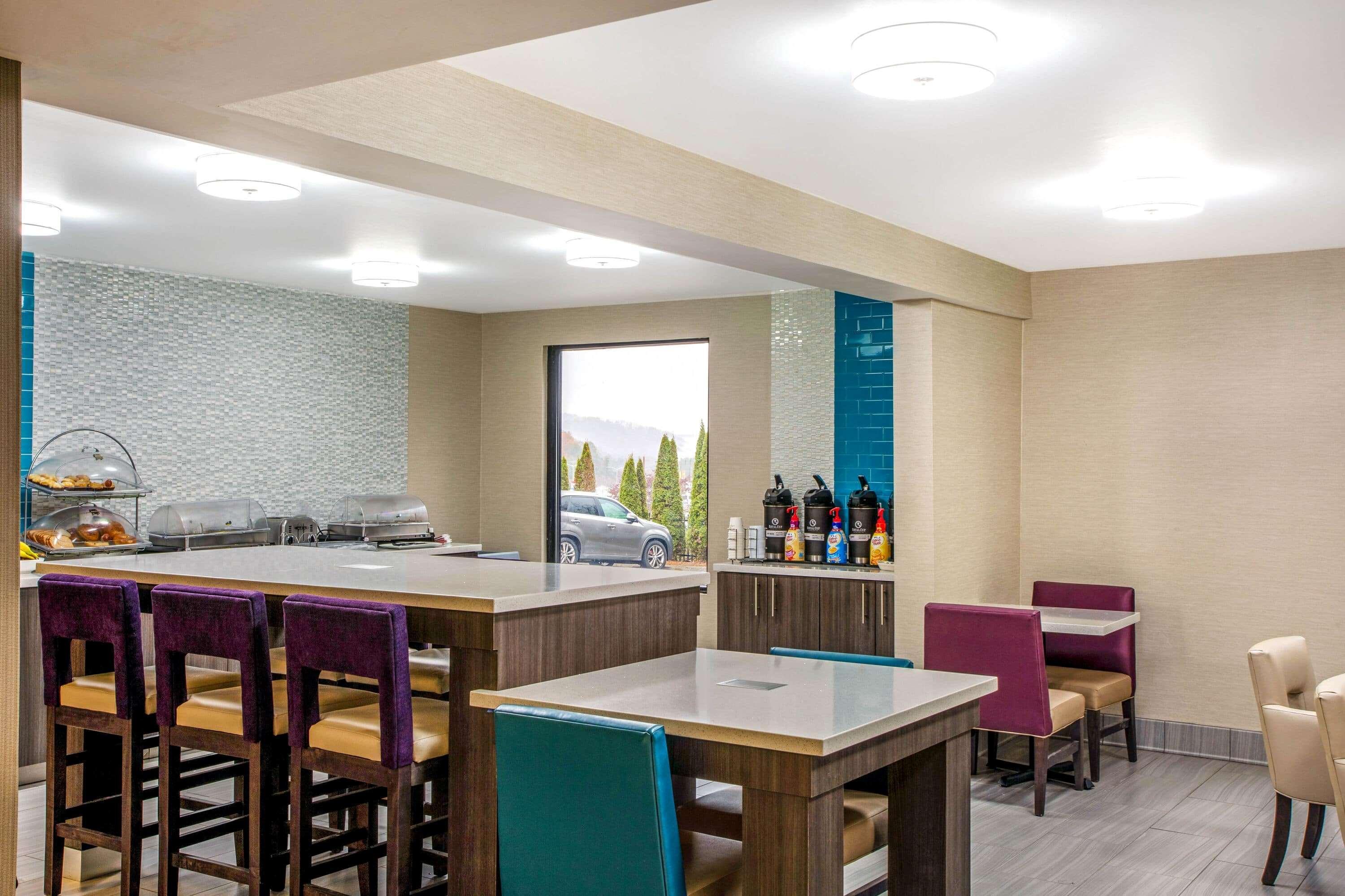 La Quinta Inn By Wyndham Radford Exteriér fotografie